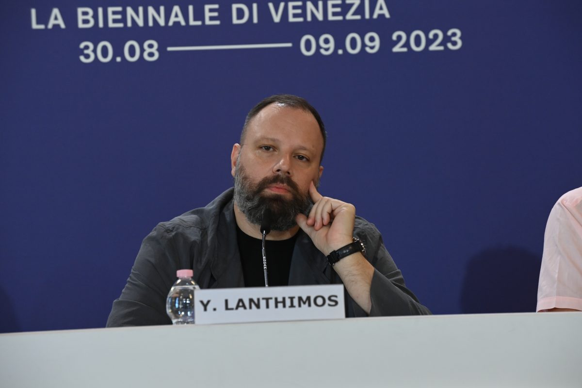81356 Press Conference Poor Things Director Yorgos Lanthimos Credits Giorgio Zucchiatti La Biennale Di Venezia Foto Asac 4 