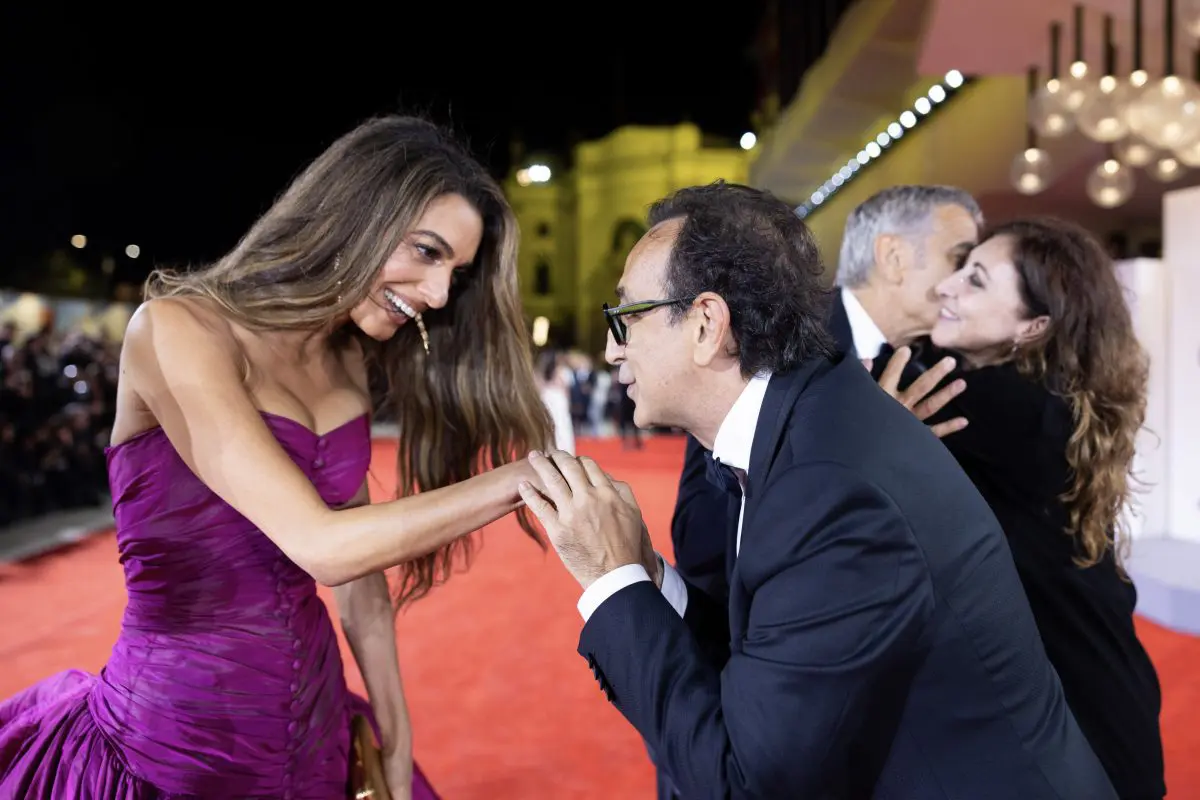 104665 Red Carpet Jay Kelly Amal Clooney Credits Jacopo Salvi La Biennale Di Venezia Foto Asac 1 