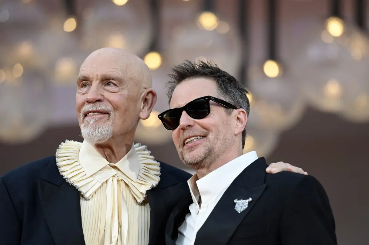 115812 Red Carpet Wild Horse Nine John Malkovich And Sam Rockwell Ph. Aleksander Kalka Courtesy Archivio Storico La Biennale Di Venezia