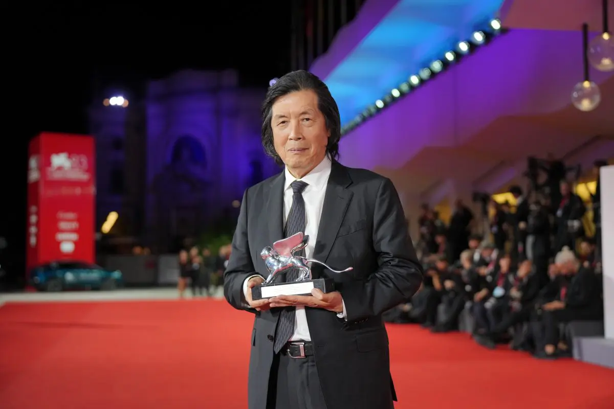 123765 Photocall Winners Lee Chang Dong Ph. Andrea Avezz Courtesy Archivio Storico La Biennale Di Venezia